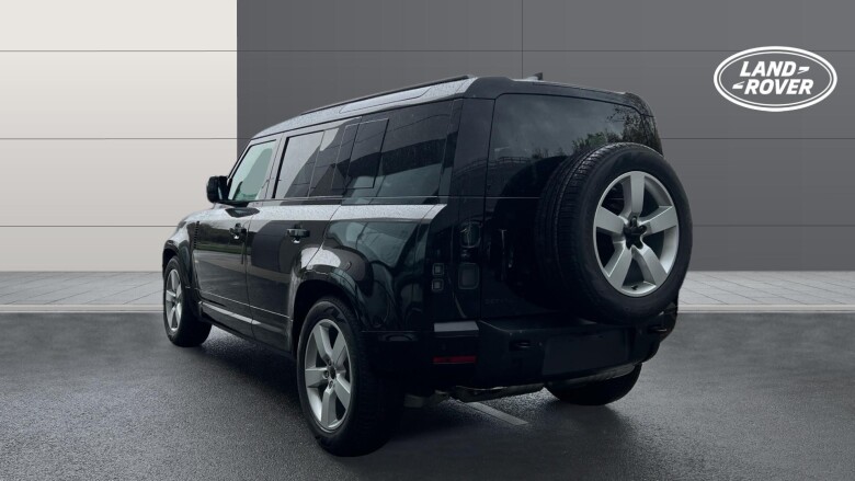 Land Rover Defender 3.0 D250 X-Dynamic SE 110 5dr Auto Diesel Estate